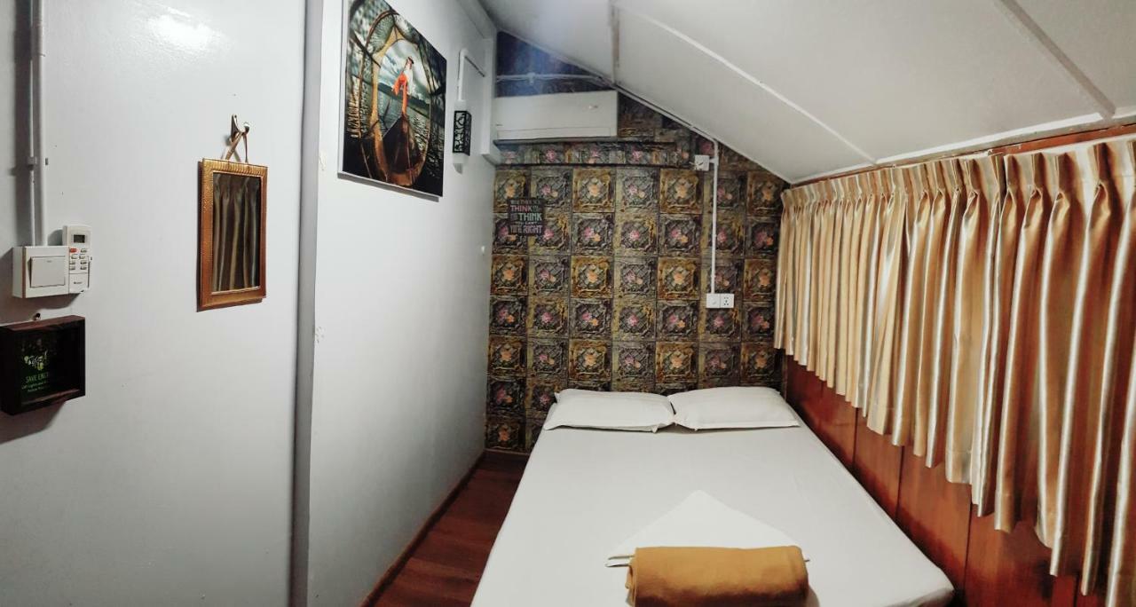 Hostel He-O Yangon Exterior foto